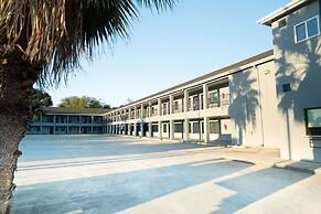 Airway Inn - IAH Airport