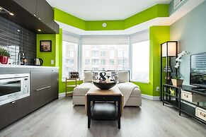 QuickStay - Yorkville Dream (Yonge & Bloor)