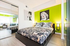 QuickStay - Yorkville Dream (Yonge & Bloor)