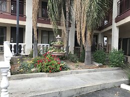 Castaic Inn Near Six Flags Magic Mountain