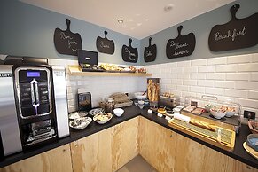 Brit Hotel Essentiel Arverne Clermont Sud