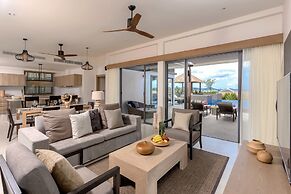 CASABAY Luxury Pool Villas by STAY