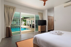CASABAY Luxury Pool Villas by STAY