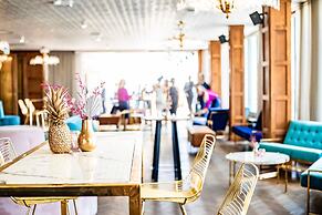 The Island Gold Coast