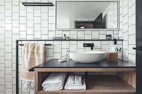 The Island Gold Coast