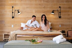 The Island Gold Coast