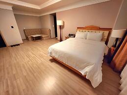 Empire Tourist Hotel