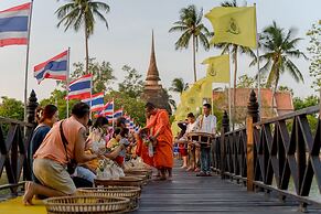 Sukhothai Garden