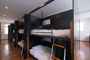 Guest House Umikaji - Hostel