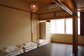Guest House Umikaji - Hostel