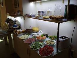 Liva Hotel