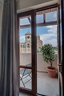 Liva Hotel