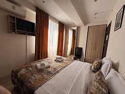 Liva Hotel