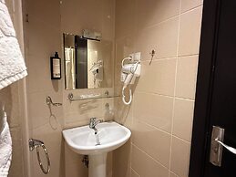 Liva Hotel