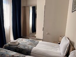 Liva Hotel