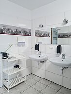 Hotel 108