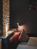 Hotel 108
