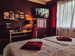 Hotel 108