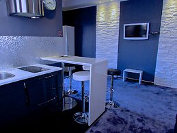 Hotel 108