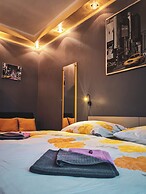 Hotel 108