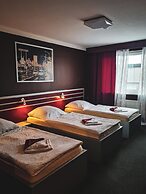 Hotel 108