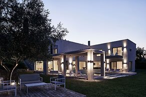 Luxury Villa Eve