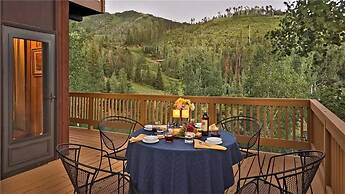 Right O Way 4 Bedroom Holiday home By Moving Mountains