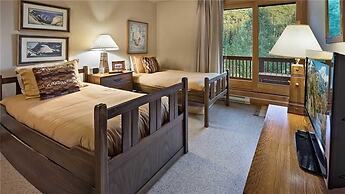 Right O Way 4 Bedroom Holiday home By Moving Mountains