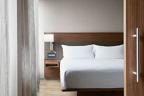 AC Hotel Bloomington Mall of America