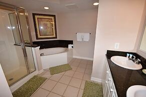 1805 Yacht Club Villas