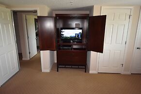 1805 Yacht Club Villas