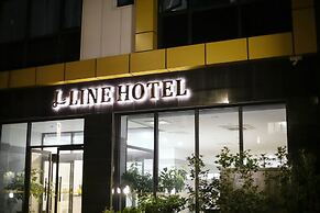 Line Hotel