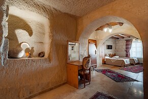 Amber Cave Suites