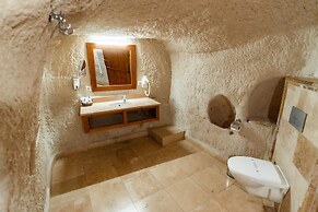 Amber Cave Suites