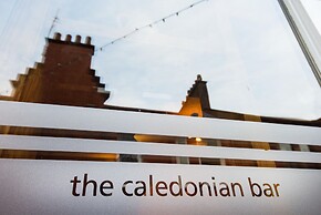 Caledonian Hotel
