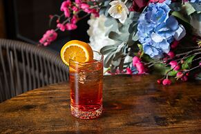 Embassy Suites by Hilton New York Manhattan Times Square