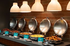 Embassy Suites by Hilton New York Manhattan Times Square