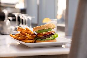 Embassy Suites by Hilton New York Manhattan Times Square