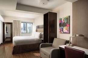 Embassy Suites by Hilton New York Manhattan Times Square