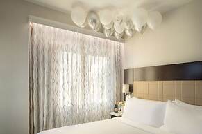 Embassy Suites by Hilton New York Manhattan Times Square