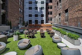 Embassy Suites by Hilton New York Manhattan Times Square