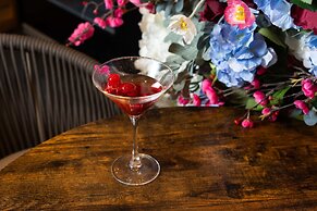 Embassy Suites by Hilton New York Manhattan Times Square