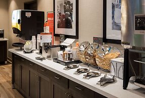 Hampton Inn & Suites Seattle/Redmond