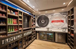 Hampton Inn & Suites Seattle/Redmond