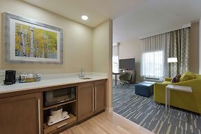 Hampton Inn & Suites Seattle/Redmond