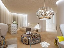 Mondrian Doha