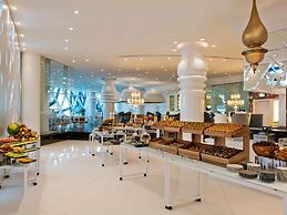 Mondrian Doha