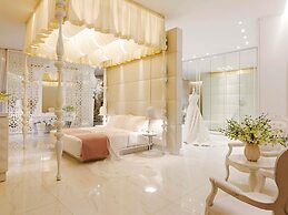 Mondrian Doha