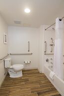 Hampton Inn & Suites Tulsa Downtown