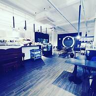 Moncher Guesthouse - Hostel